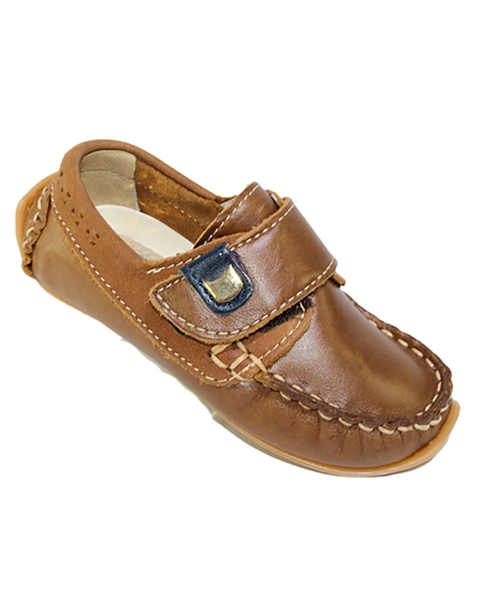 Zapato de piel para niño