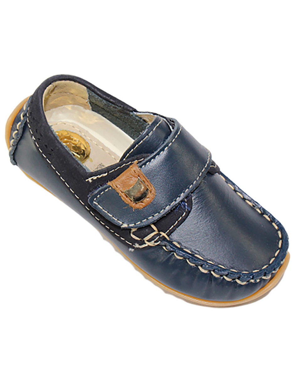Zapato de piel para niño