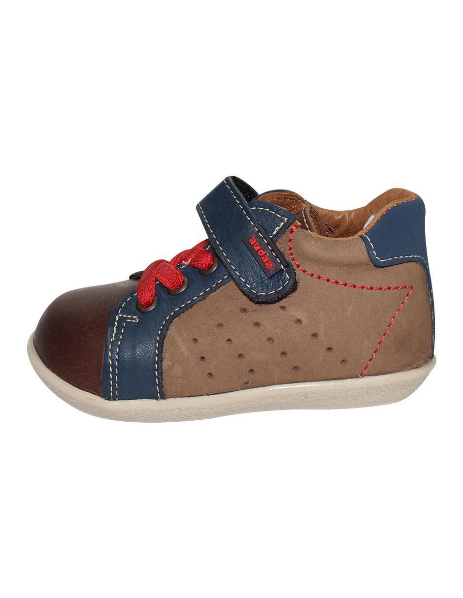 Bota de piel para niño