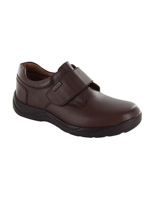 Zapato de piel para niño