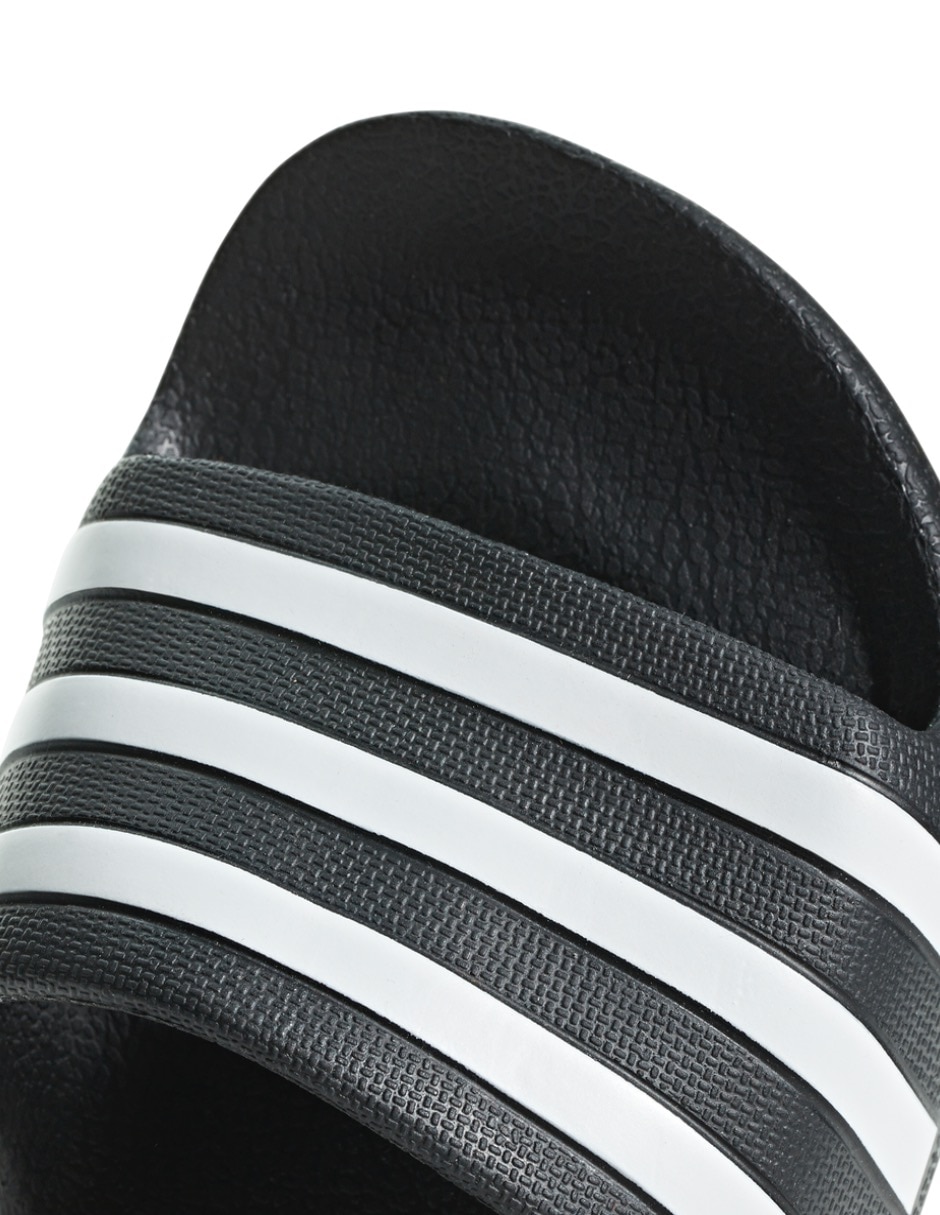 Sandalia Adidas para niño