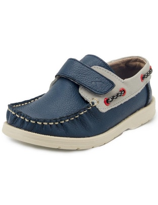 Zapato de piel para niño Zapato de piel para niño