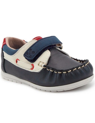 Zapato de piel para niño Zapato de piel para niño