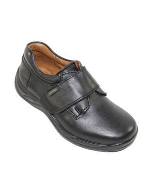 Zapato de piel para niño