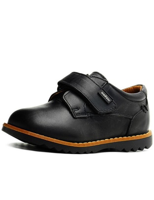 Zapato de piel para niño Zapato de piel para niño