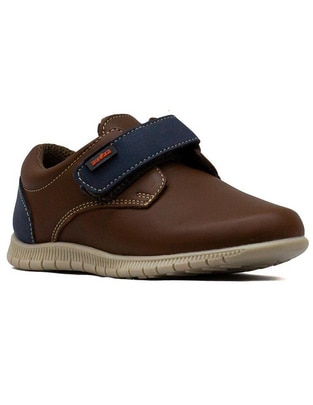 Zapato de piel para niño Zapato de piel para niño