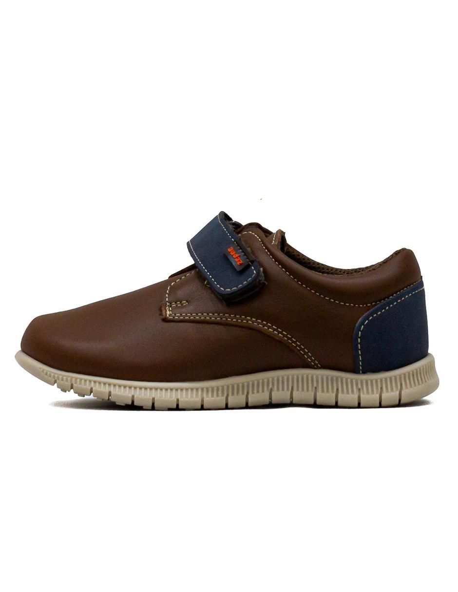 Zapato de piel para niño