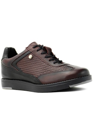 Zapato de piel para niño