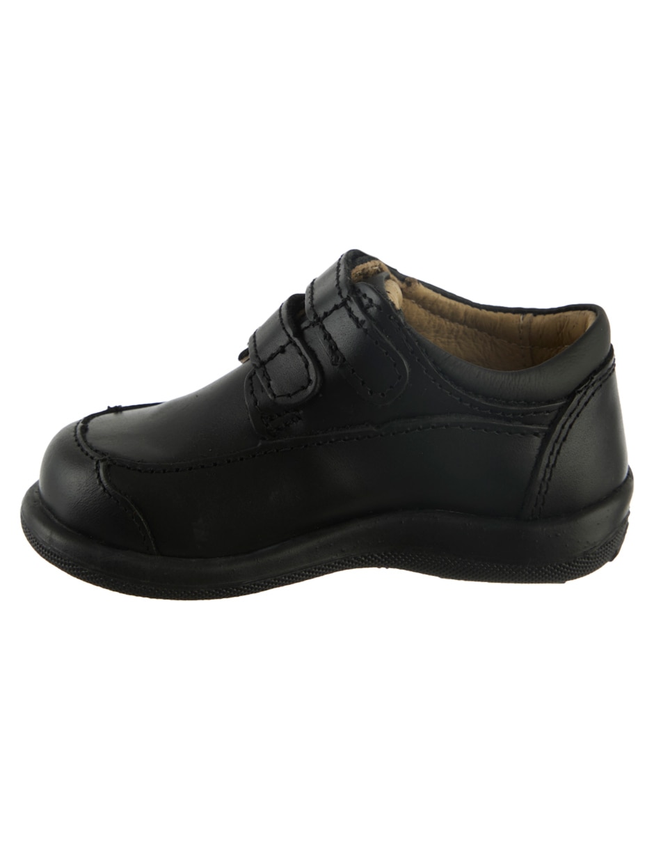 Zapato de piel para niño