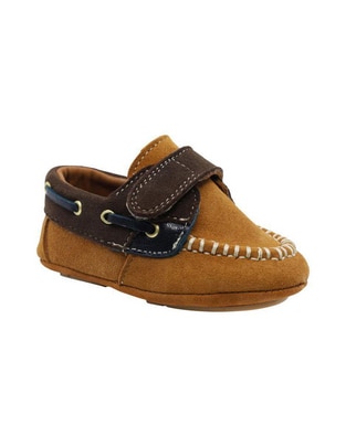 Zapato de piel para niño Zapato de piel para niño