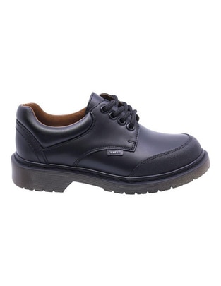 Zapato de piel para niño Zapato de piel para niño