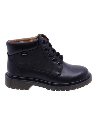 Bota de piel para niño Bota de piel para niño