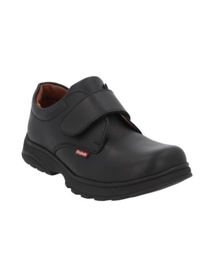 Zapato de piel para niño Zapato de piel para niño