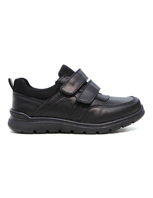 Zapato de piel para niño