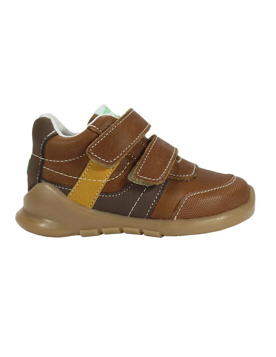 Zapato de piel para niño