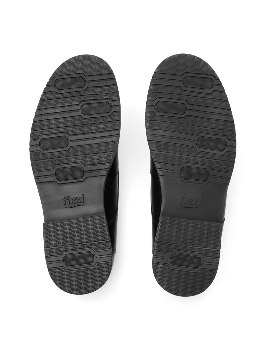 Zapato flexi escolar de piel para niño
