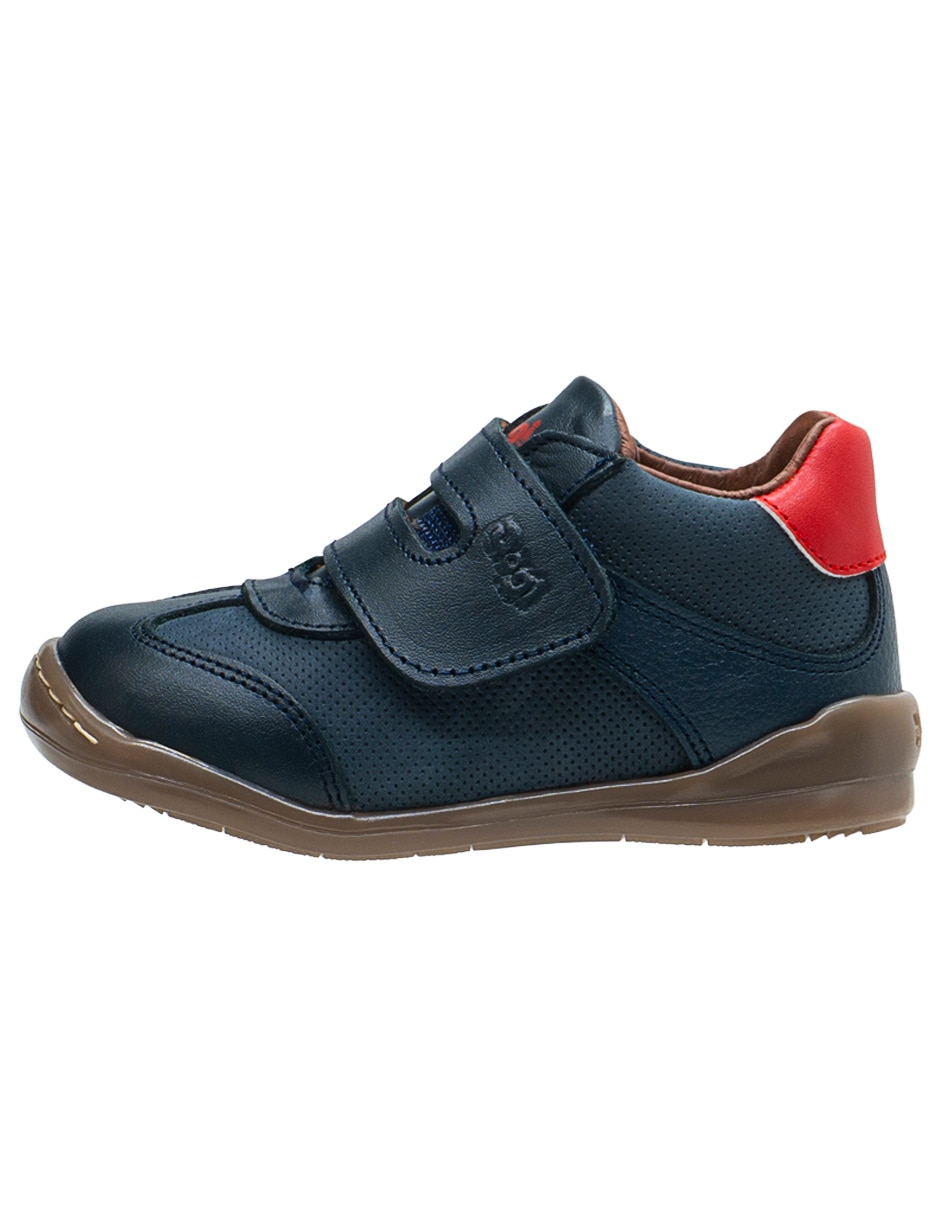Zapato de piel para niño